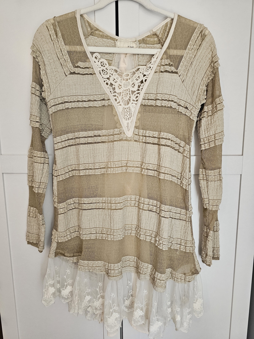A’reve Boho Open Split Back Cardigan Tunic Sweater Lace Trim Beige Small